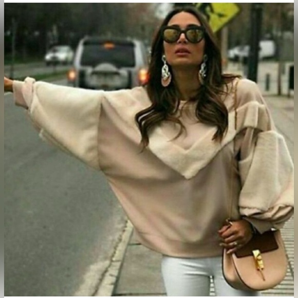 Zara Pinkish Cream Off White Oversized Sweatshirt Top Faux Fur Drop Shoulder - Picture 2 of 11